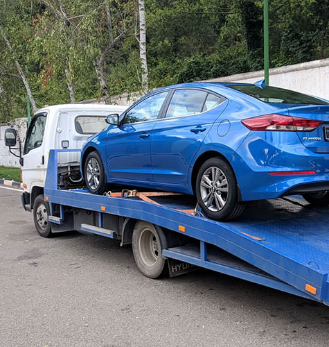 Транспортировка легковых авто в Пскове